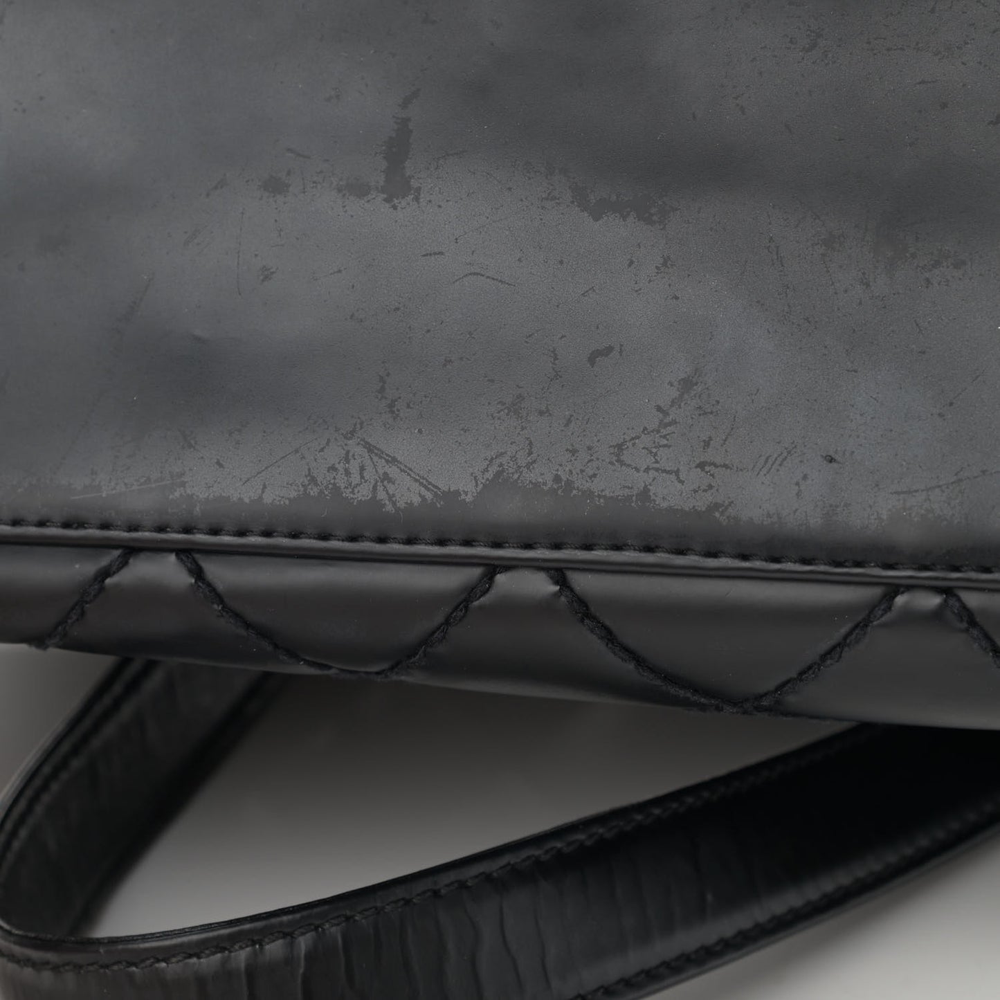 Calfskin Stitch Surpique Tote Black