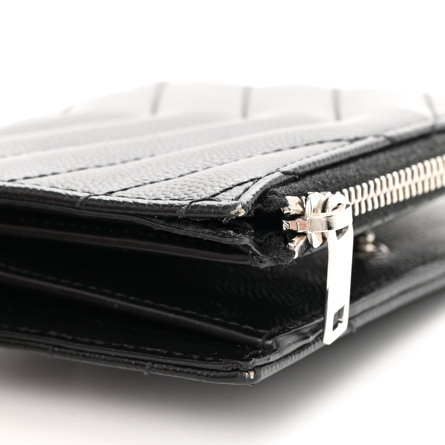 Saint Laurent Grain De Poudre Matelasse Chevron Monogram Zipped Card Case Black 9 of 10