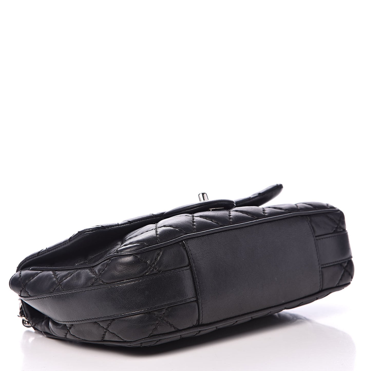 Lambskin Quilted Medium Easy Carry Flap Black