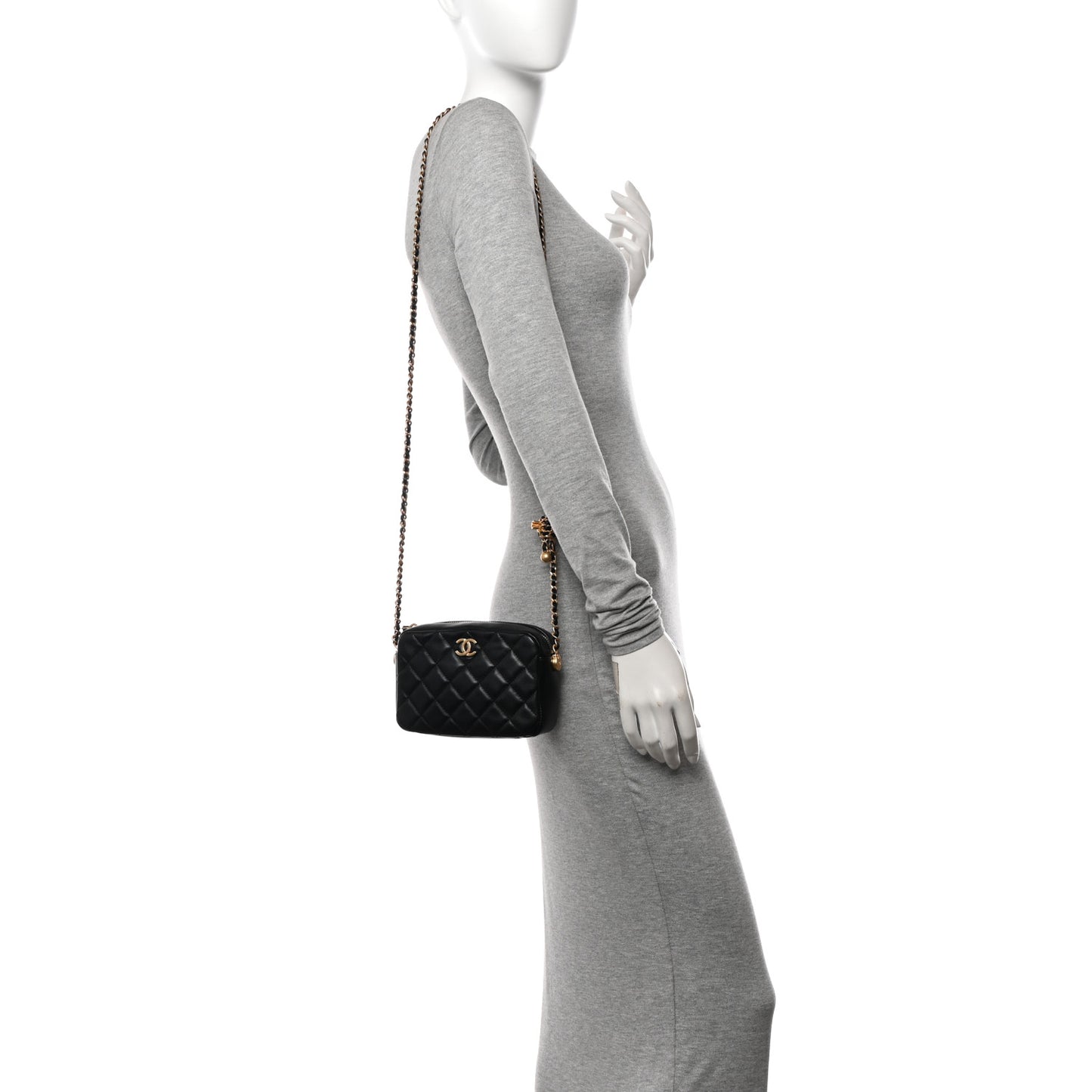 Lambskin Quilted CC Pearl Crush Camera Case Black