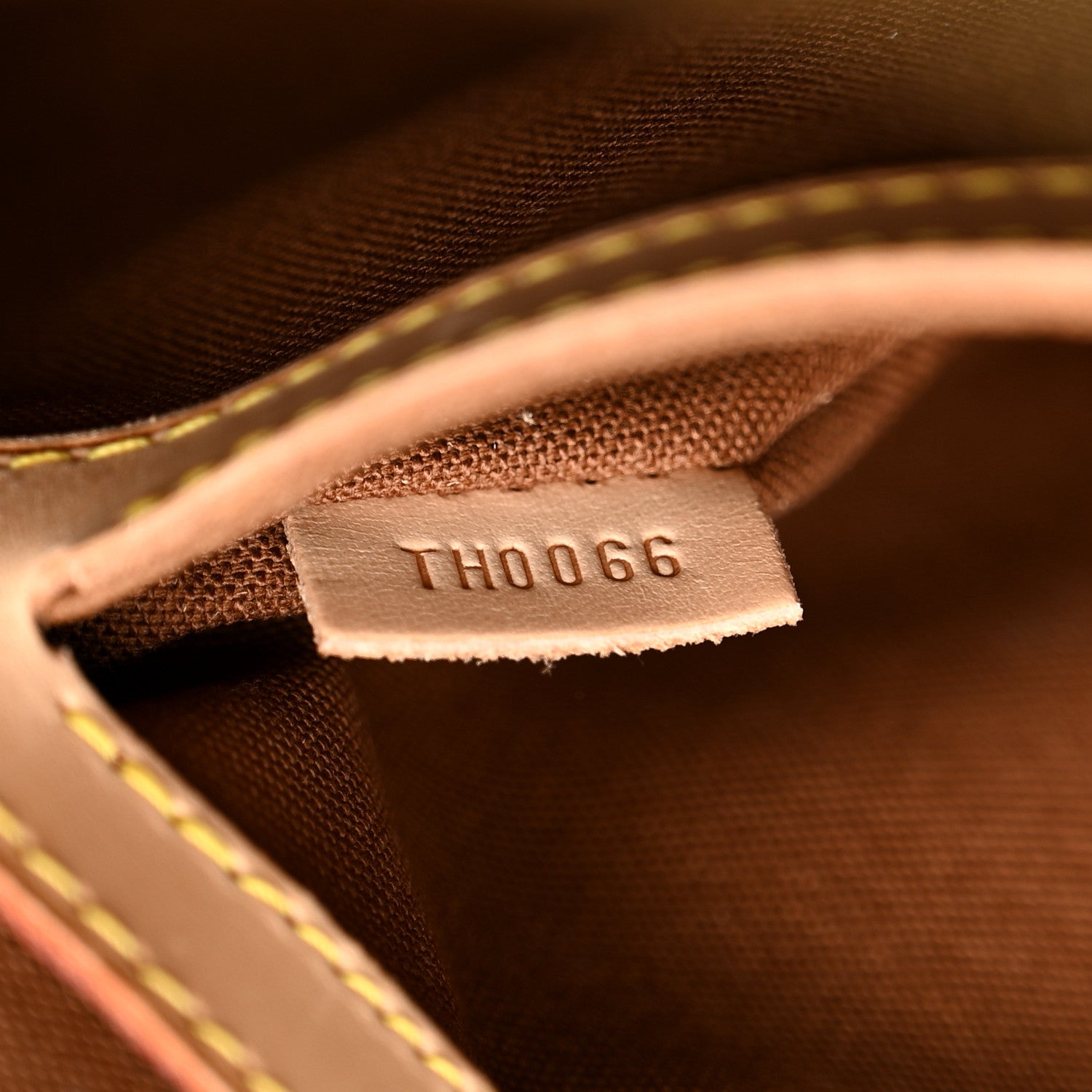 Louis Vuitton Monogram Carryall 7 of 12