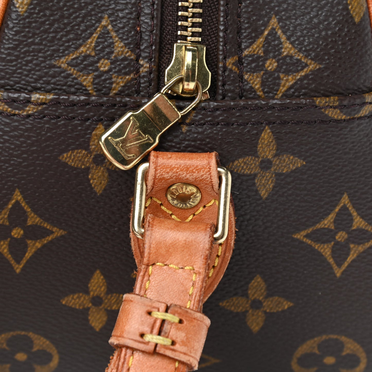 Monogram Blois