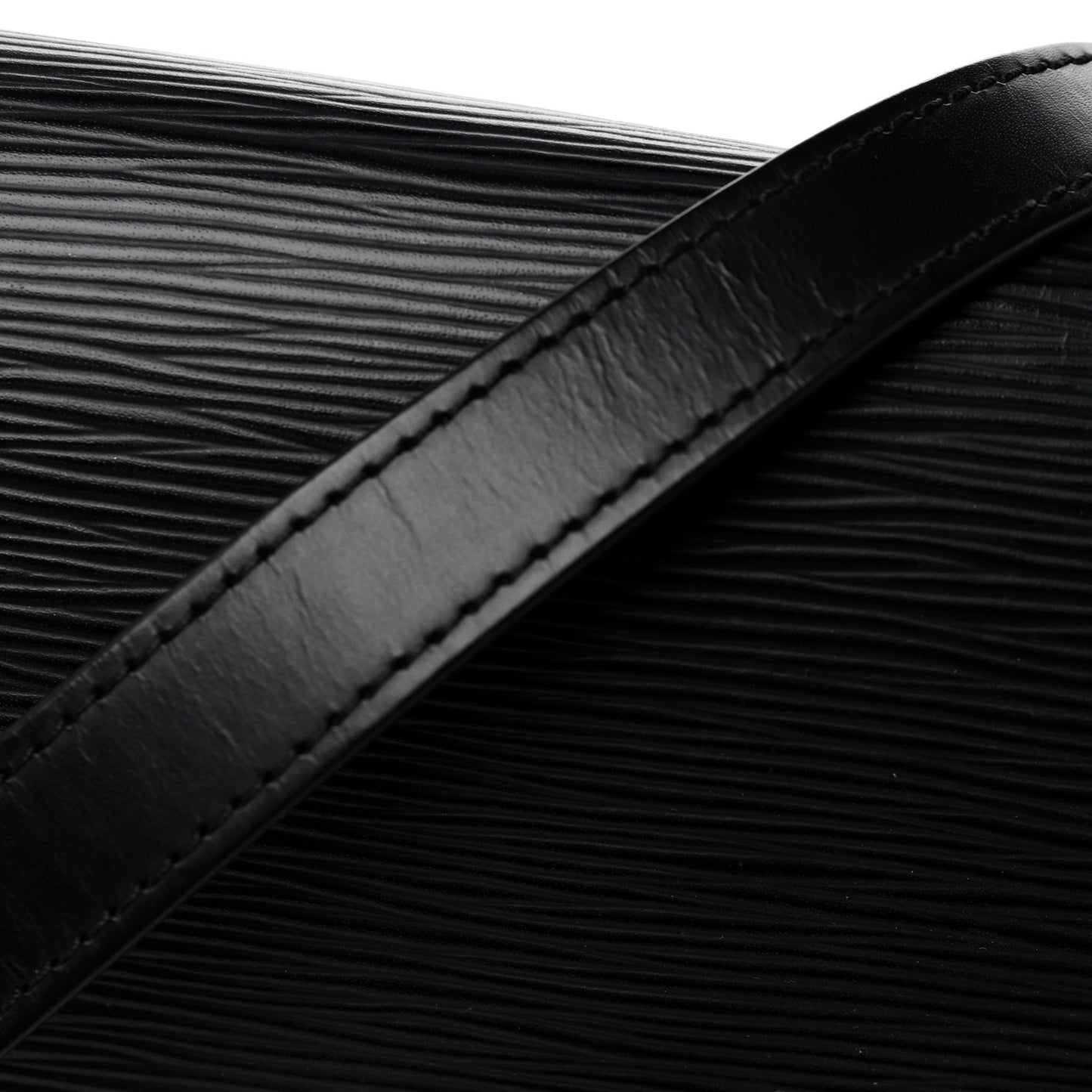 Epi Luna Black