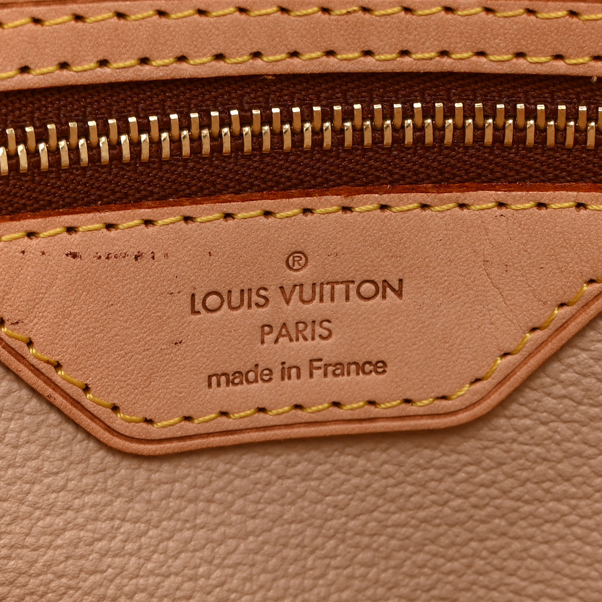 Monogram Petit Bucket 23
