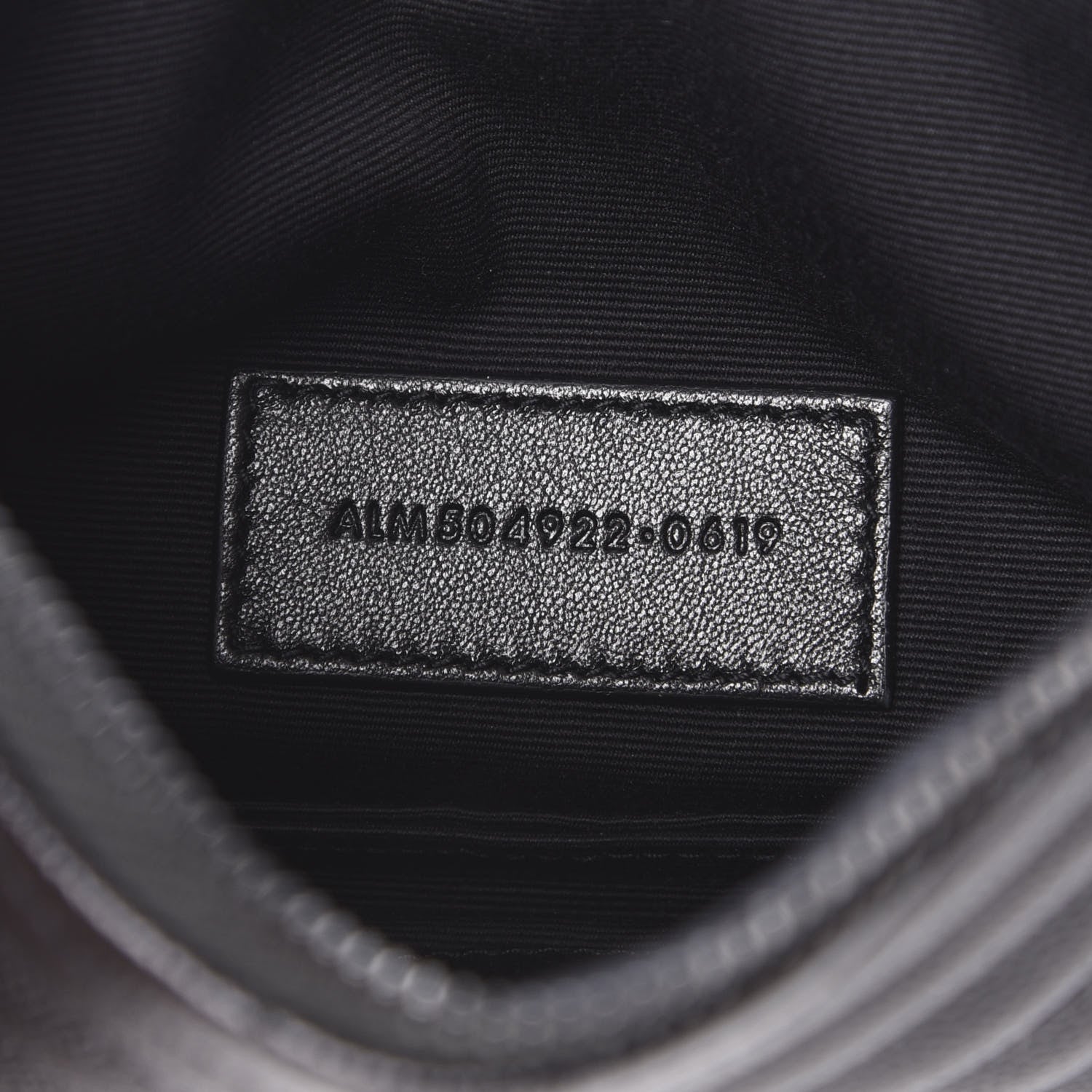 Saint Laurent Grain De Poudre Chevron Monogram Bill Pouch Black 7 of 8