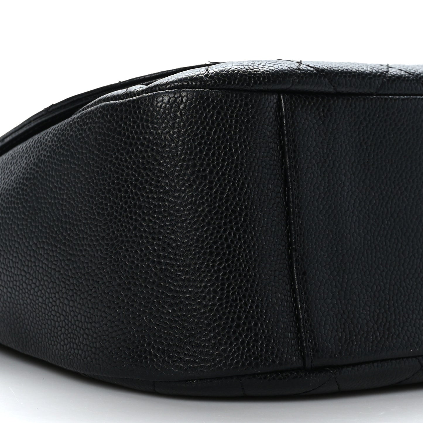 Caviar Quilted Timeless CC Messenger Flap Black