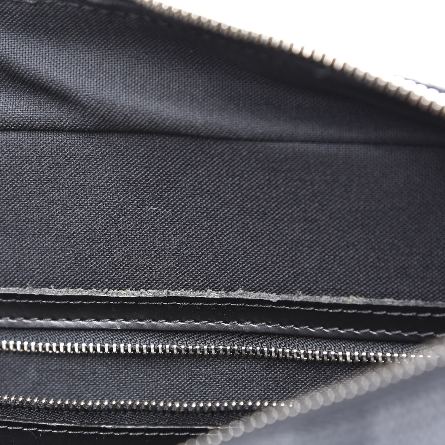 Louis Vuitton Damier Graphite Porte-Documents Voyage GM 5 of 9