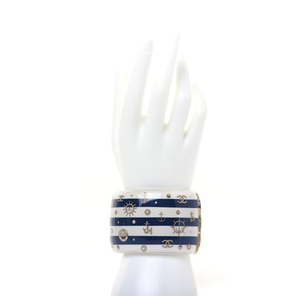 Chanel Resin Pearl Stripe CC Cuff White Navy 3 of 10
