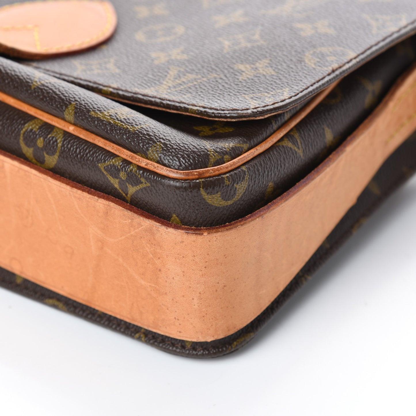 Monogram Cartouchiere 26
