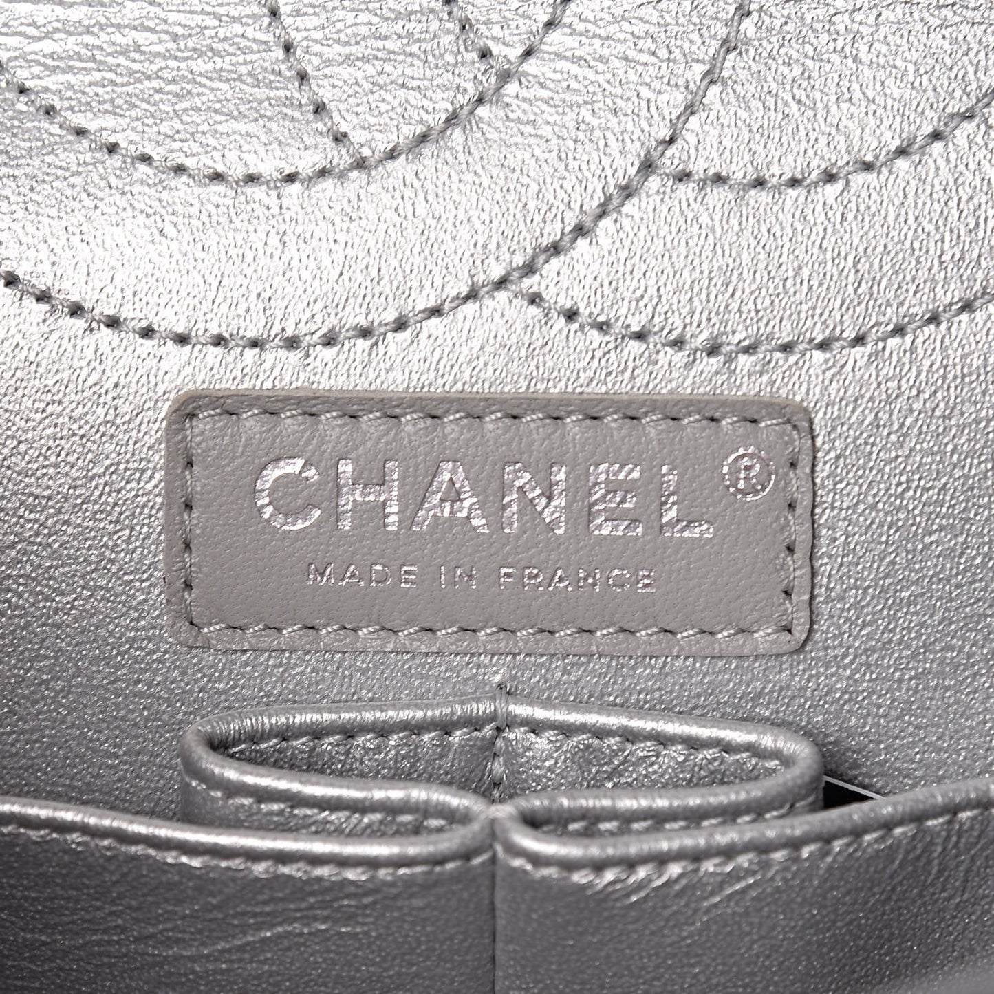 Metallic Caviar Quilted 2.55 Reissue 226 Flap Silver Black