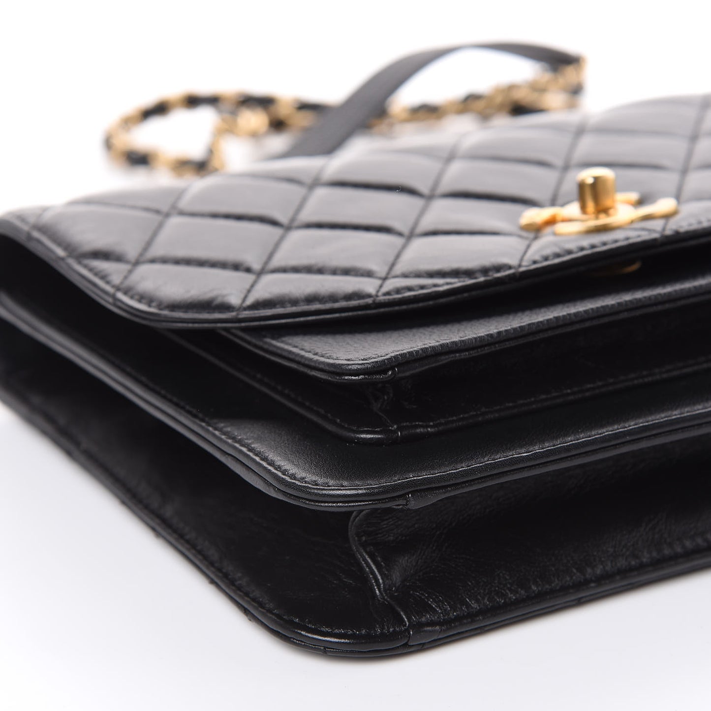 Calfskin Caviar Quilted Chain Handle Flap Black