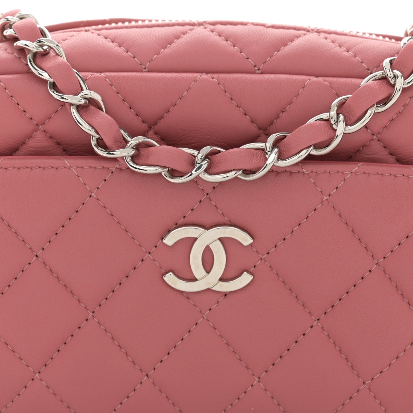 Lambskin Quilted Small Timeless Camera Case Pink