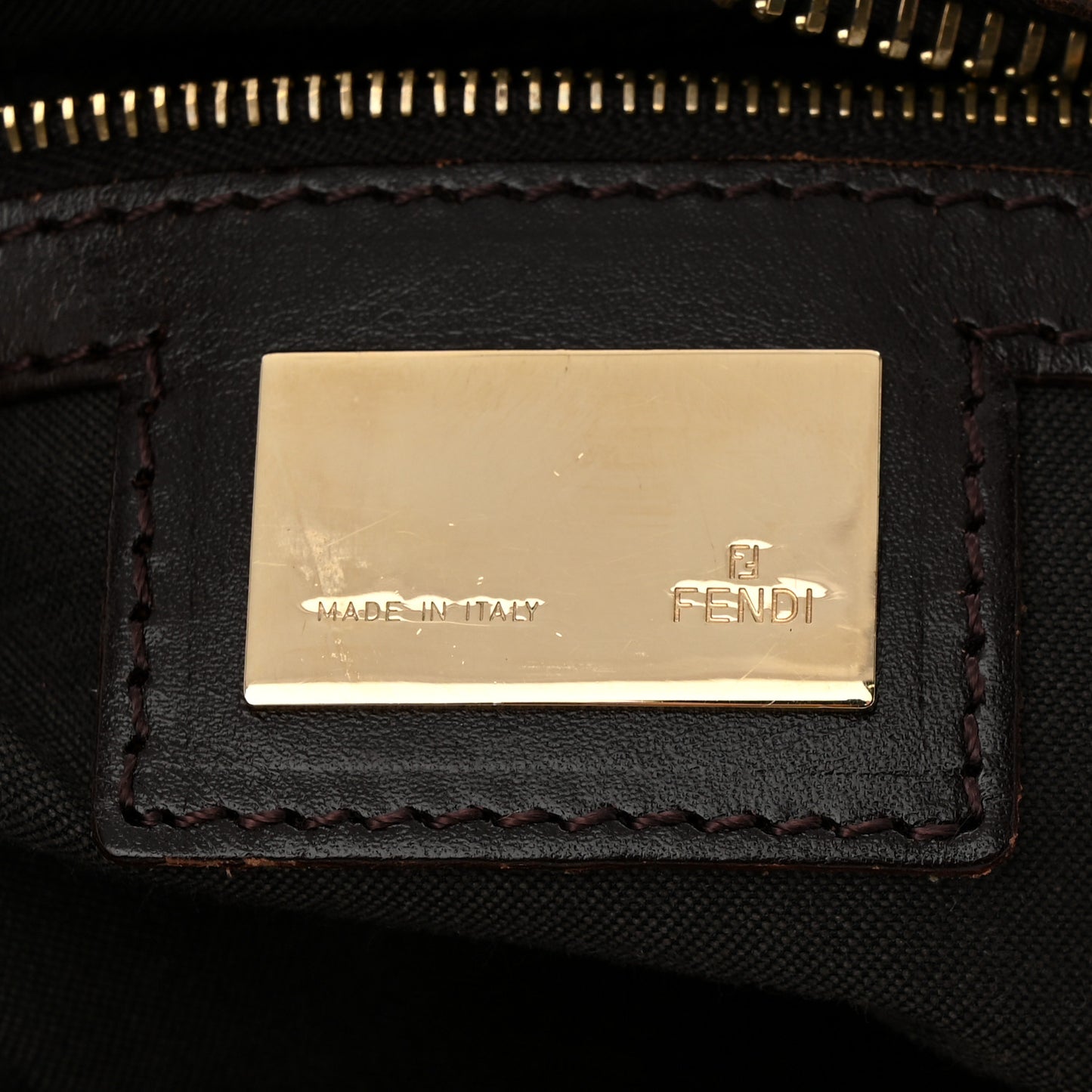 Vitello FF Embossed Chef Hobo Brown