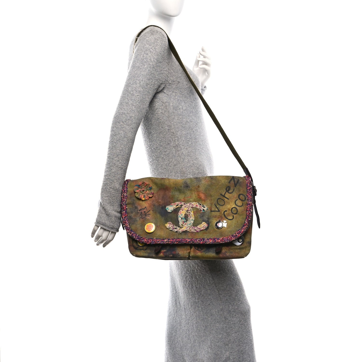 Chanel Washed Toile Large Graffiti On The Pavements Messenger Khaki Multicolor 2 of 10