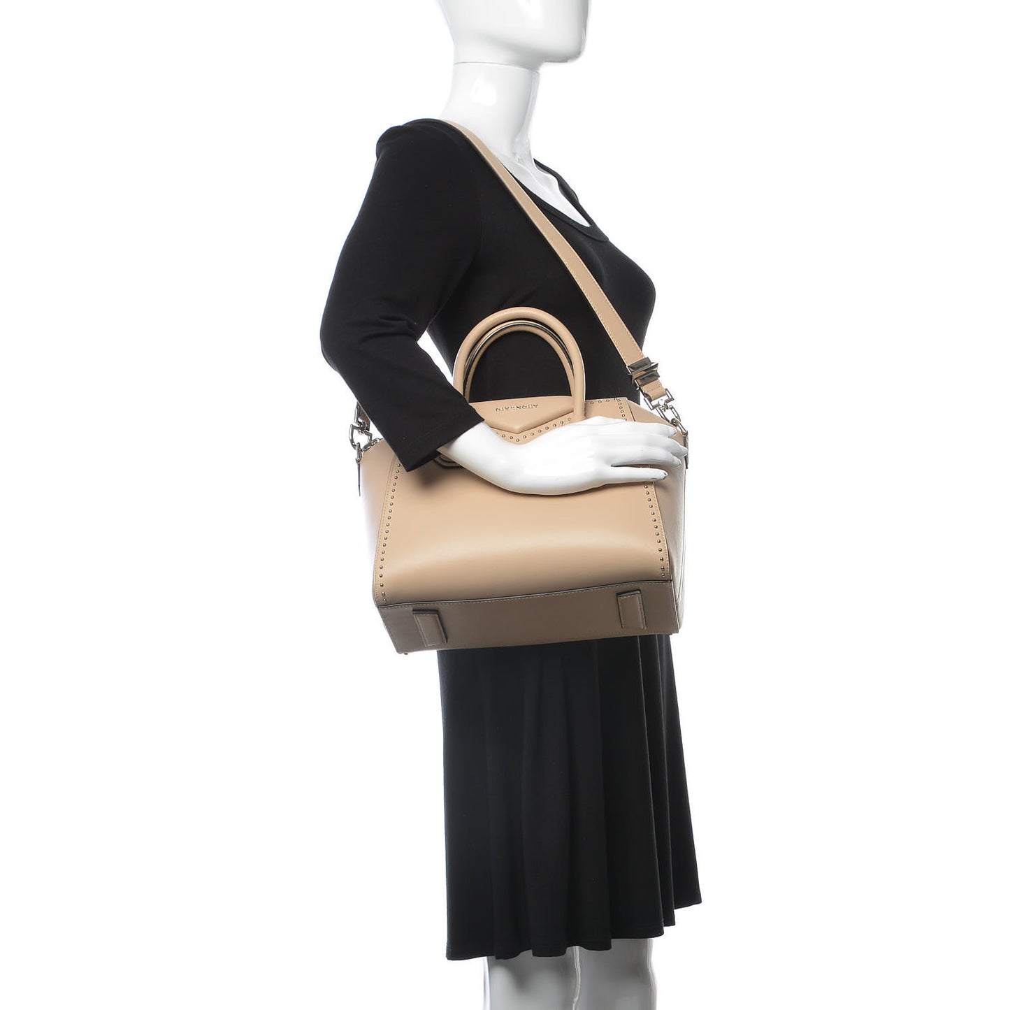Calfskin Small Studded Antigona Beige Buff