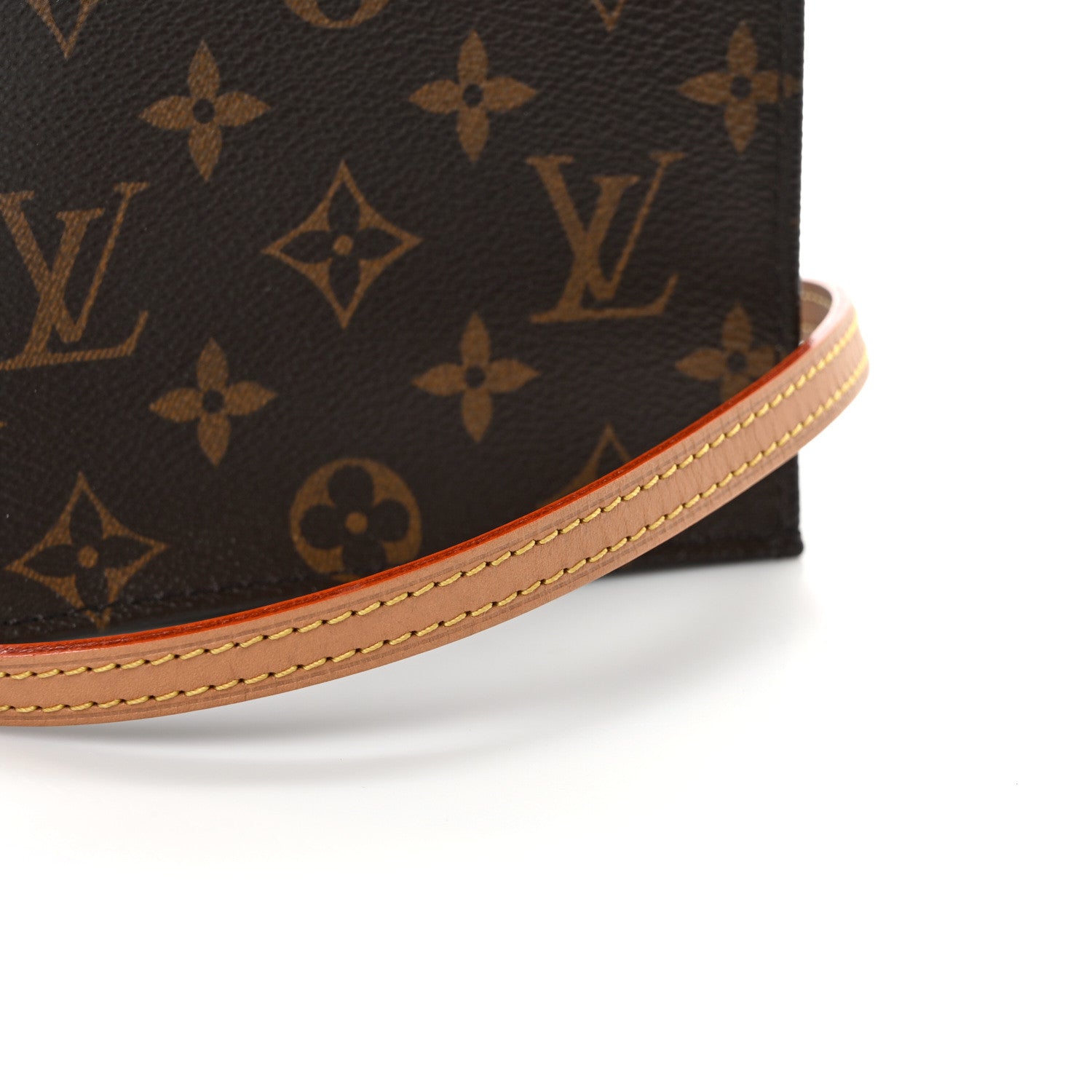 Louis Vuitton Monogram Petit Sac Plat 11 of 13