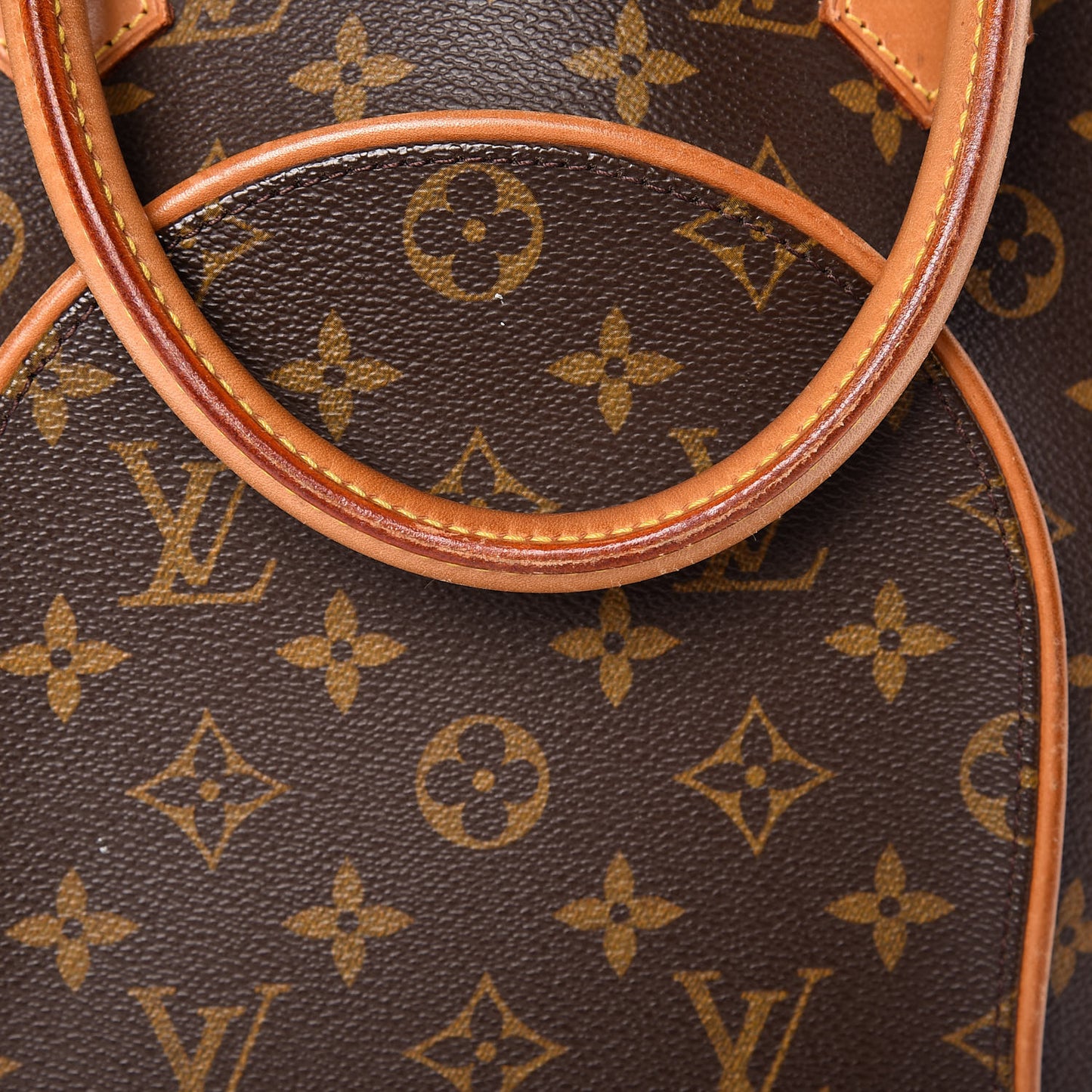 Monogram Ellipse MM