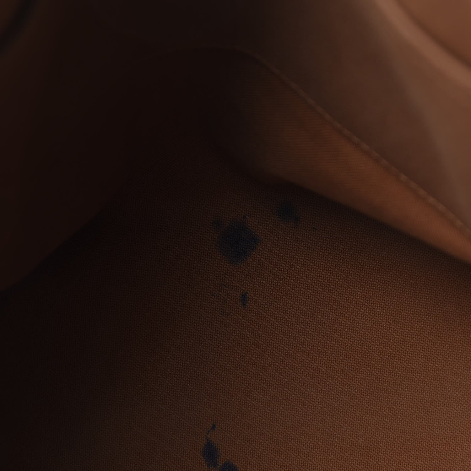 Louis Vuitton Monogram Totally MM 11 of 16