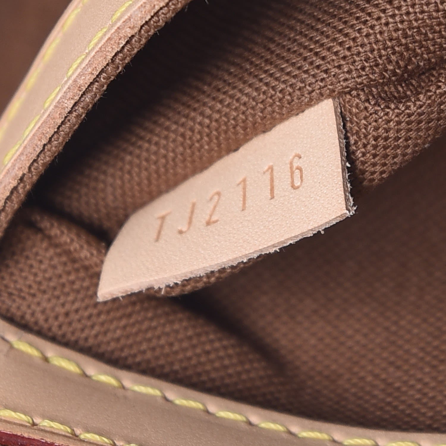 Louis Vuitton Monogram Carryall 7 of 7