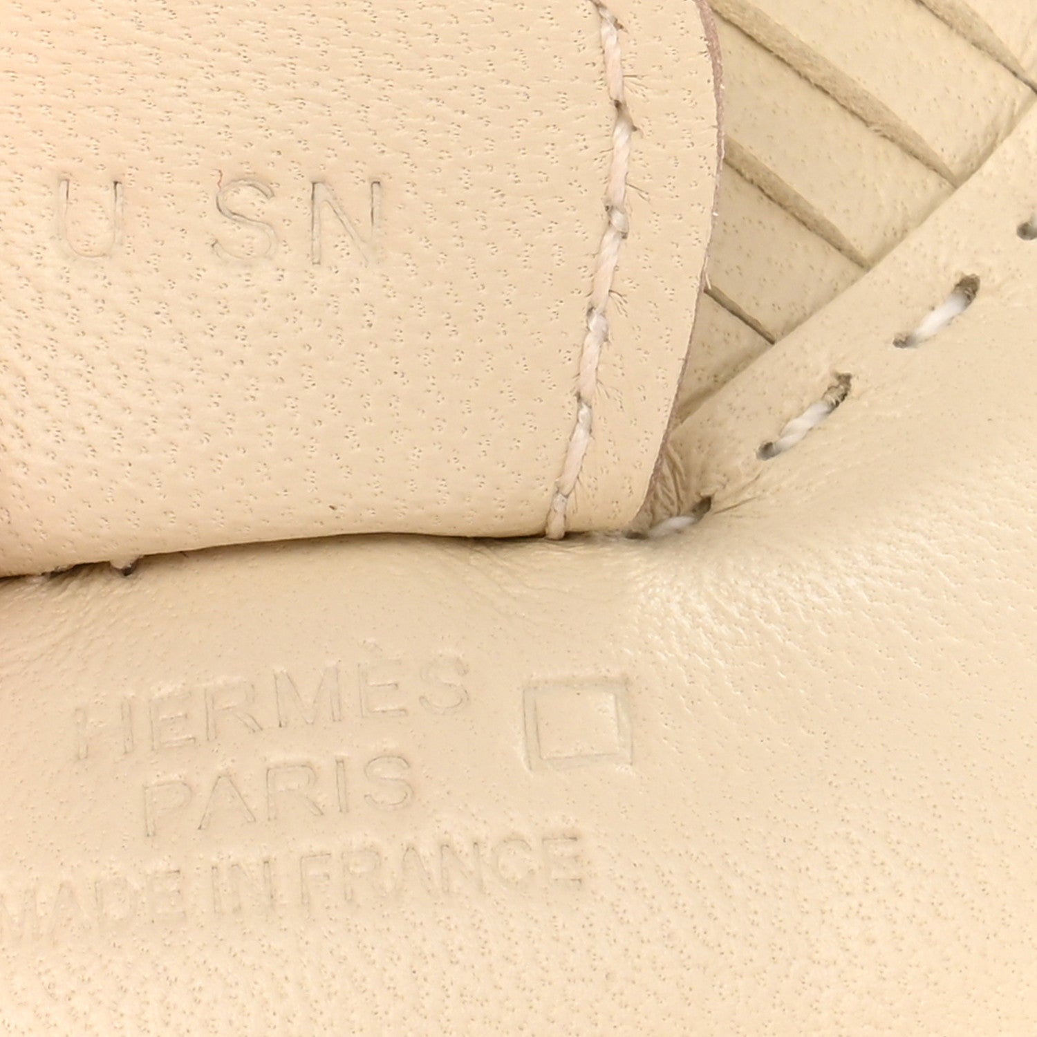 Hermes Milo Lambskin Matte Alligator Touch Grigri Rodeo Horse Bag Charm PM Craie Nata Beton 3 of 4