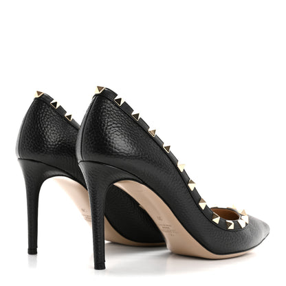Valentino Garavani Pebbled Calfskin Rockstud 90mm Pumps 39 Black 5 of 12