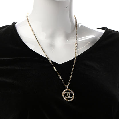 Chanel Pearl CC Round Pendant Necklace Gold 2 of 5