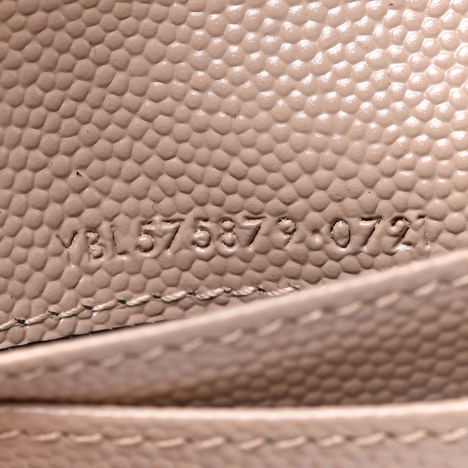 Saint Laurent Grain De Poudre Matelasse Chevron Monogram Zipped Card Case Dark Beige 7 of 8