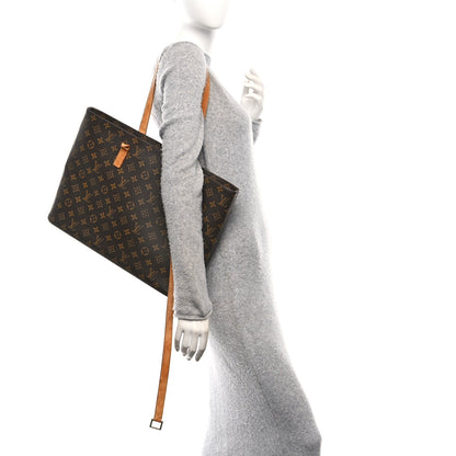 Louis Vuitton Monogram Luco 2 of 14