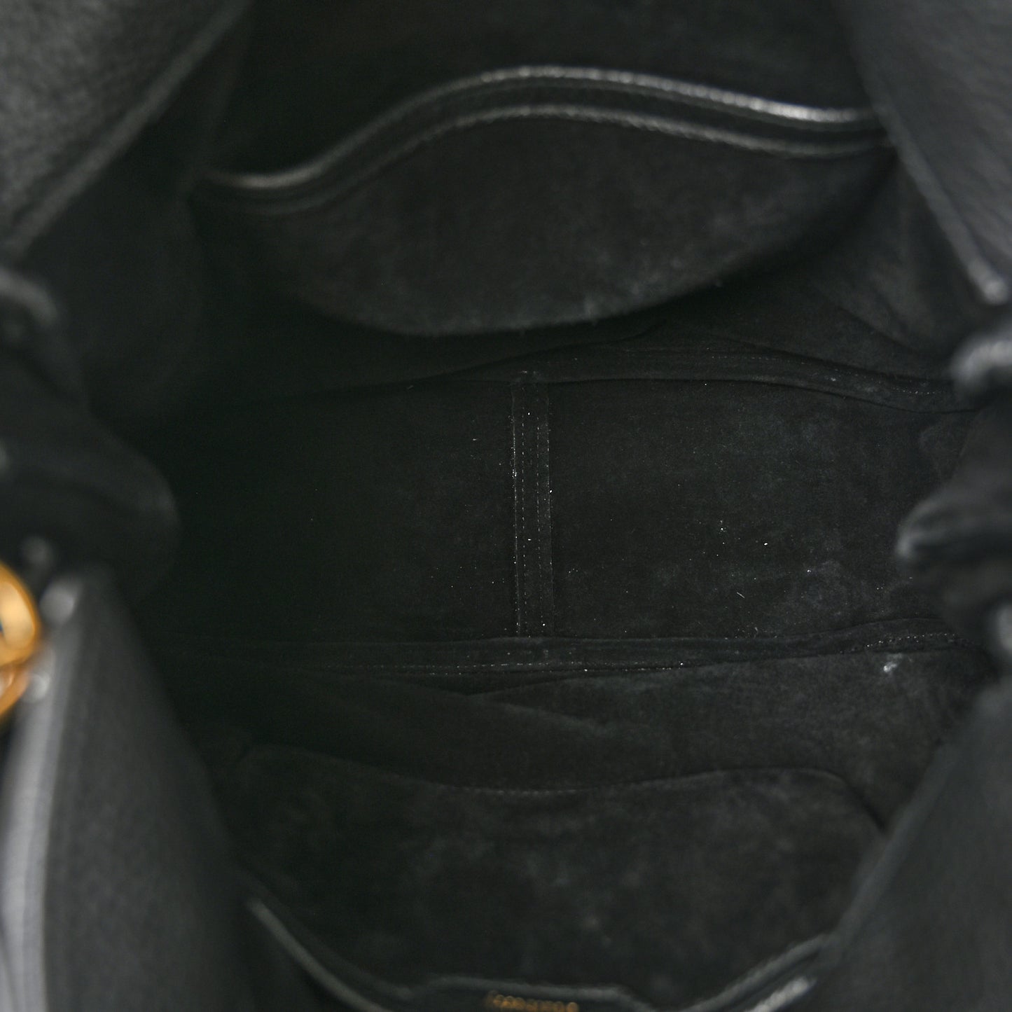 Small Classic Grain Leighton Black