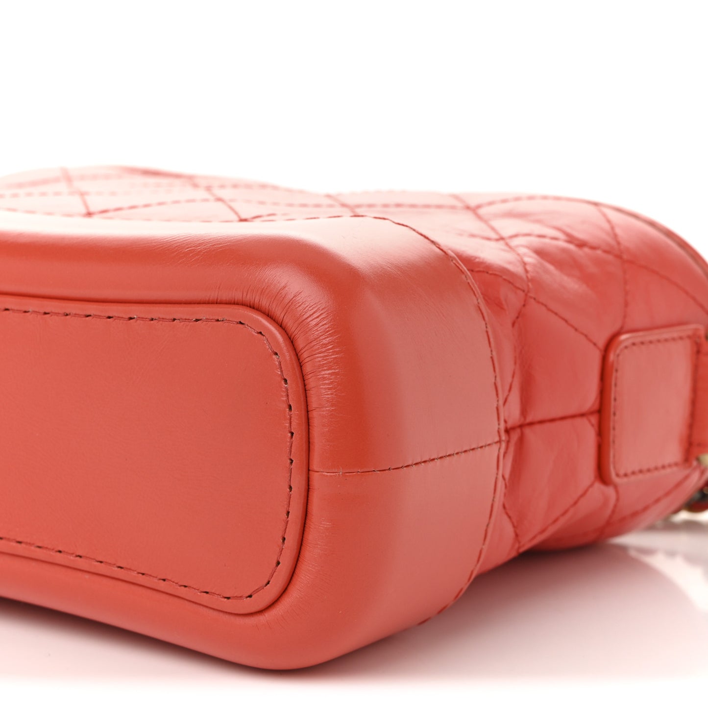 Aged Calfskin Quilted Small Gabrielle Hobo Red