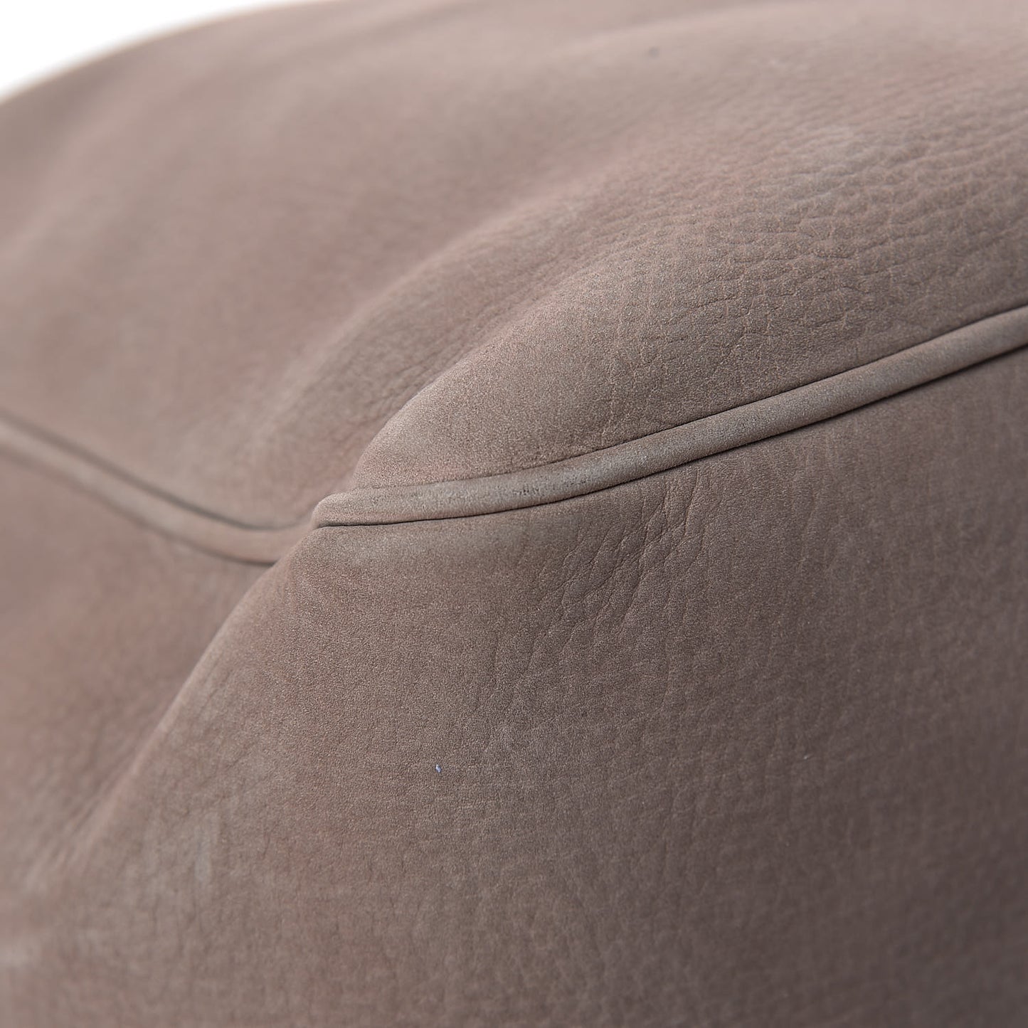 Vitello Range Medium Soho Bowler Grey Field