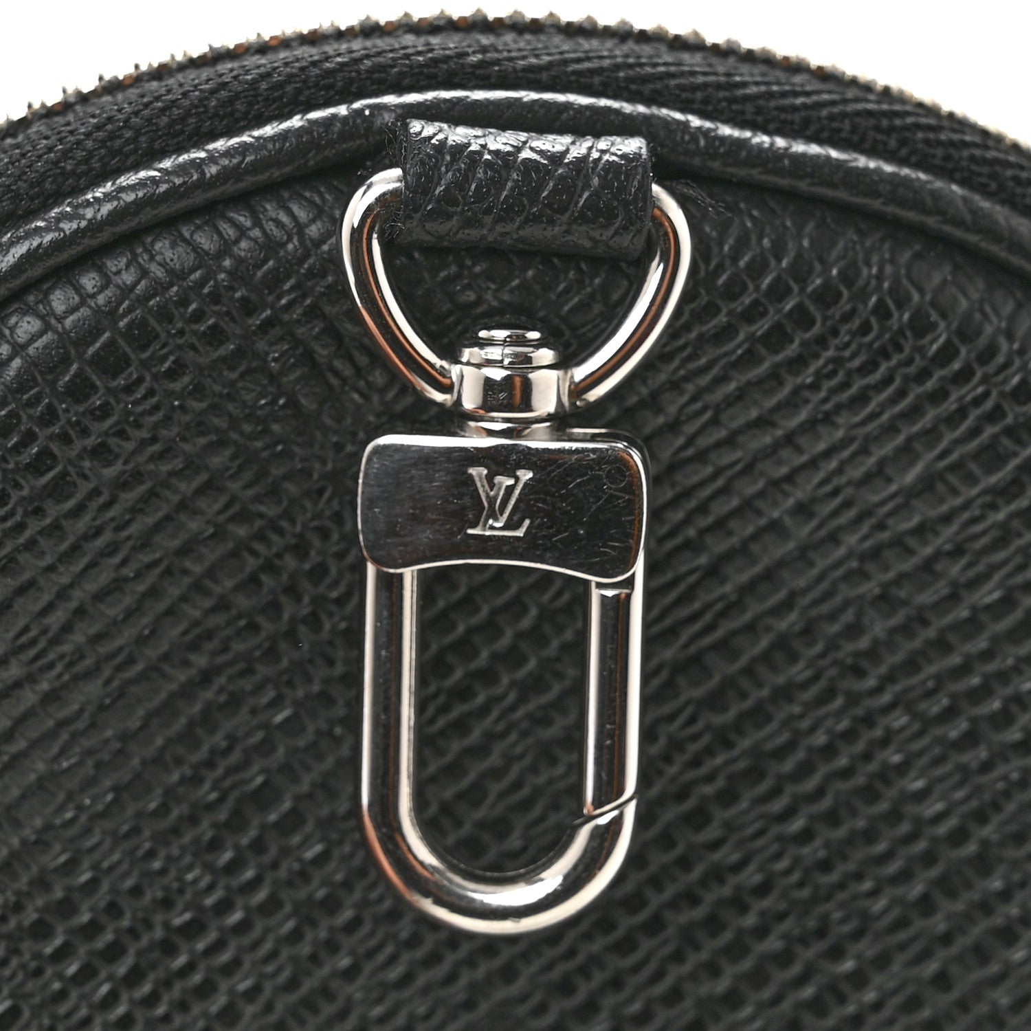 Louis Vuitton Taigarama Duo Slingbag Coin Purse Black 7 of 8