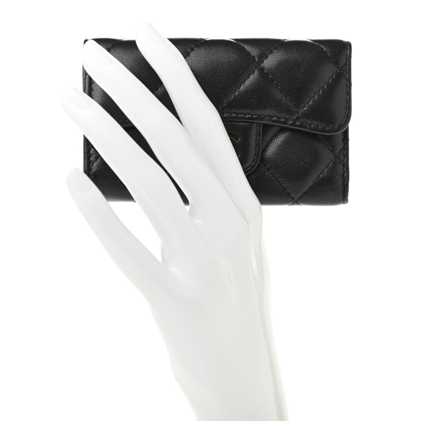 Lambskin Quilted 6 Key Holder Black
