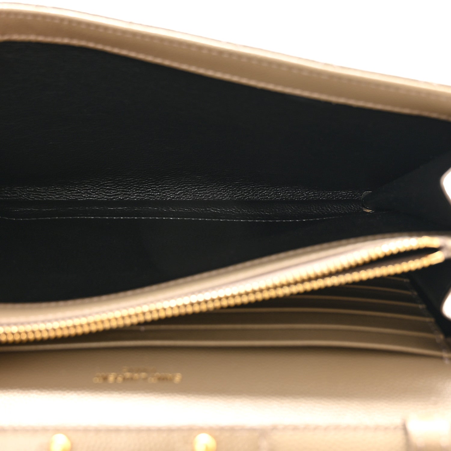 Saint Laurent Grain De Poudre Mixed Matelasse Triquilt Monogram Chain Wallet Dark Beige 5 of 11