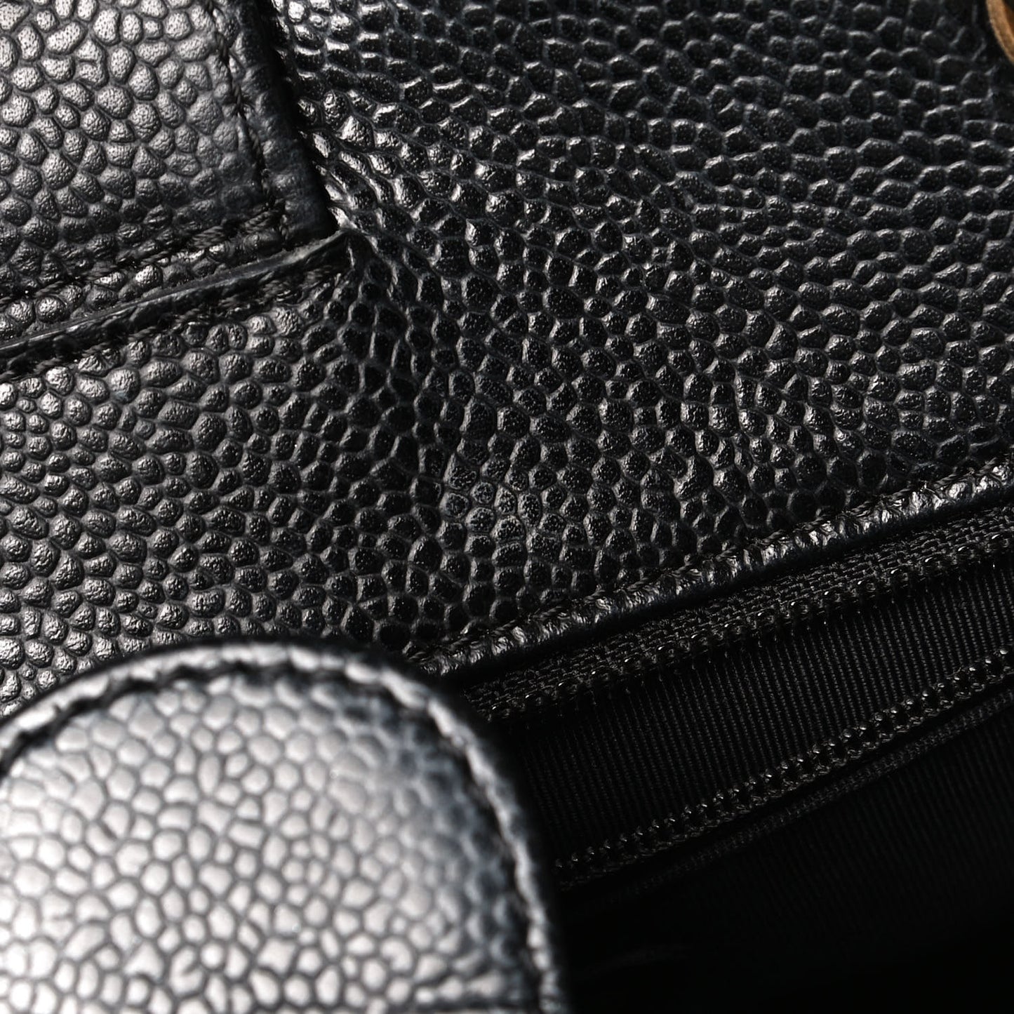 Caviar Quilted Petit Shopping Tote PST Black