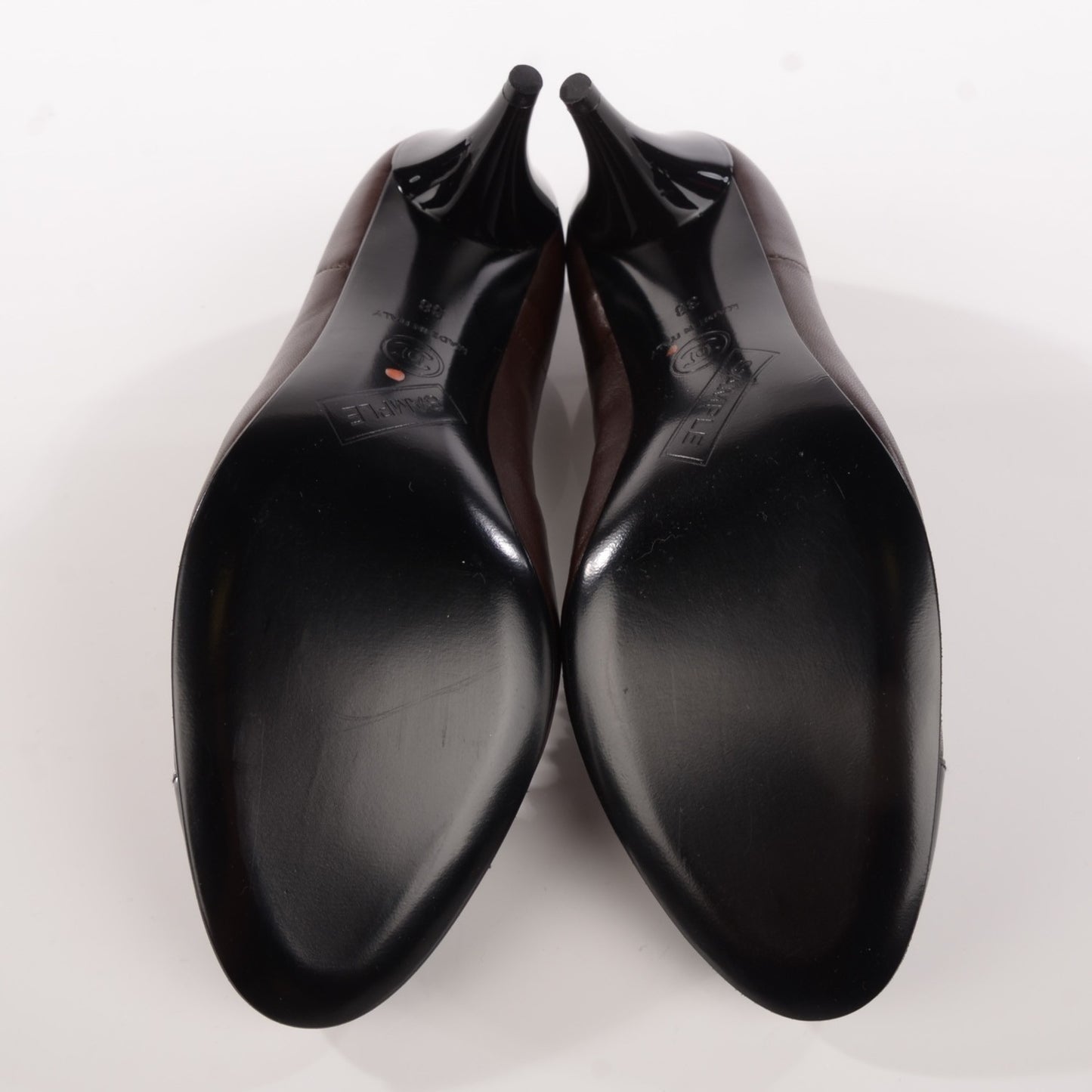 Lambskin Patent Elastic Cap Toe Pumps 38 Brown Black