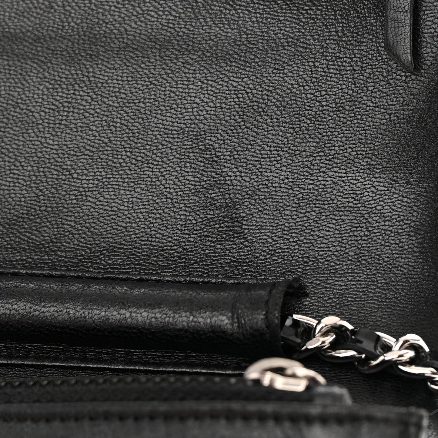 Patent Quilted Wallet On Chain WOC Black