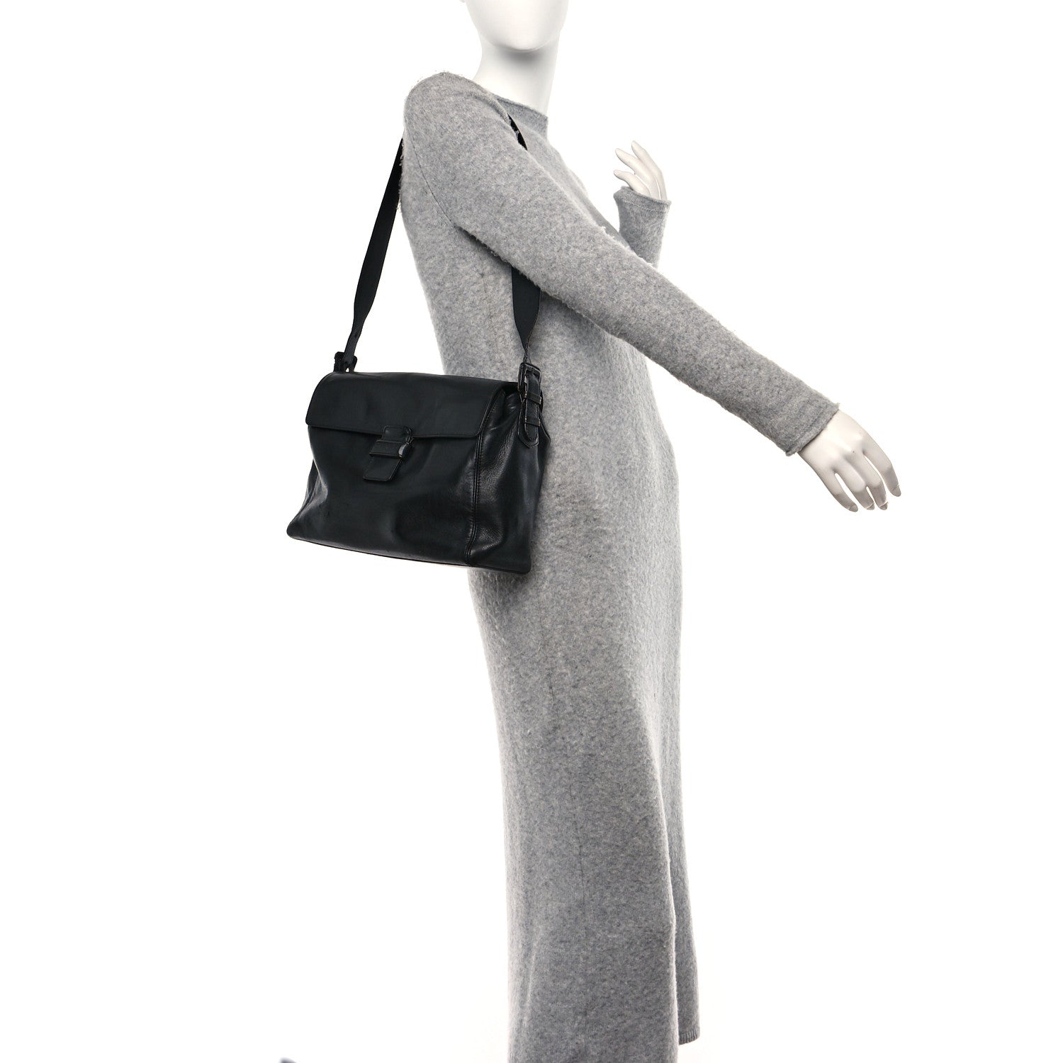 Chanel Lambskin Shoulder Bag Black 2 of 11