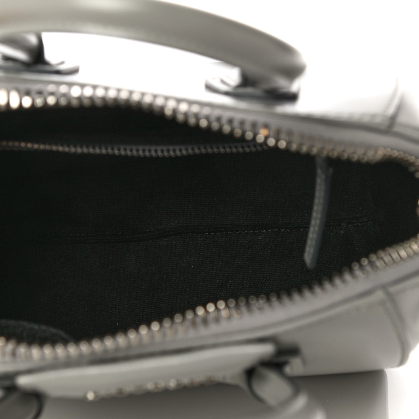 Shiny Lord Calfskin Mini Antigona Pearl Grey