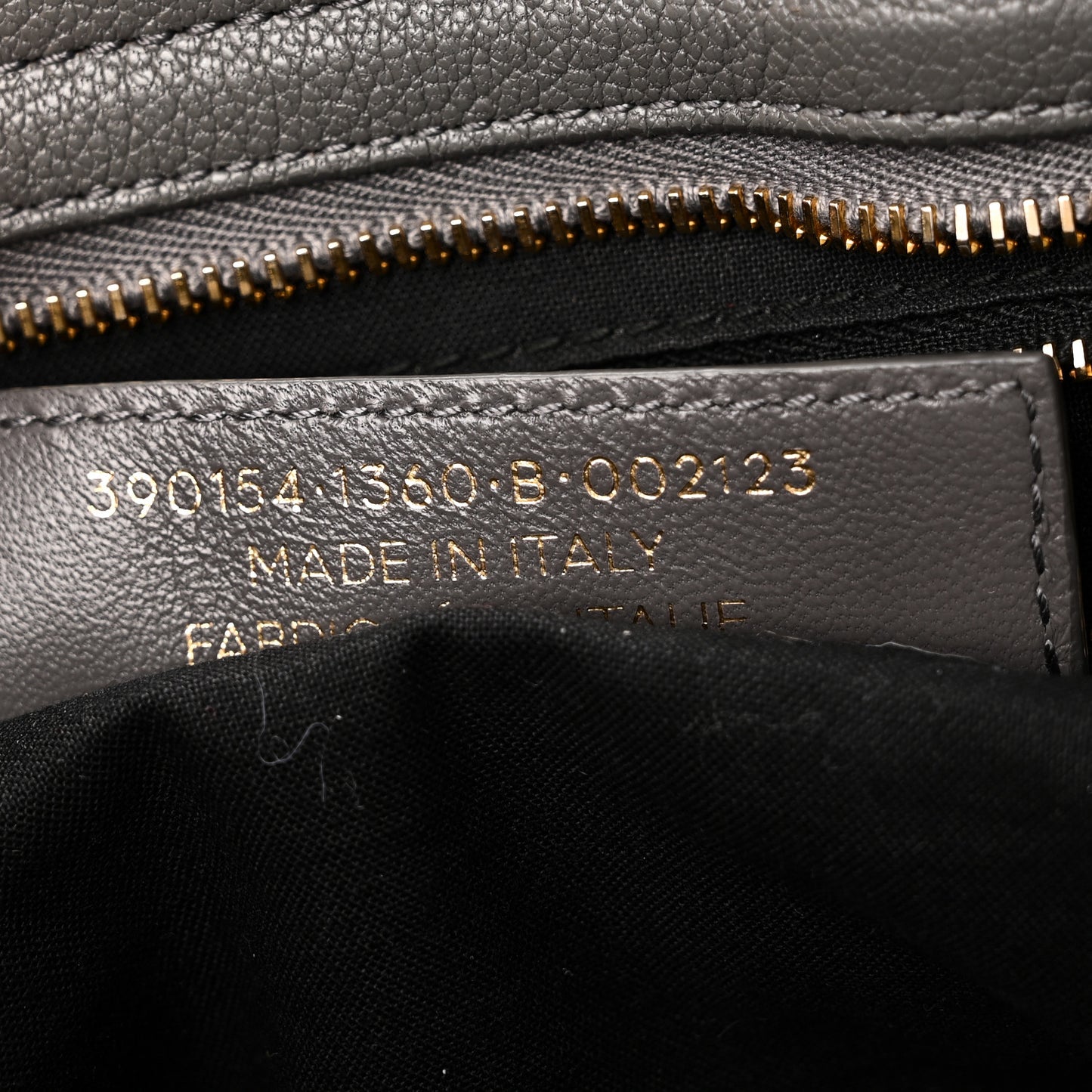 Chevre Gold Metallic Edge Hardware City Gris Acier