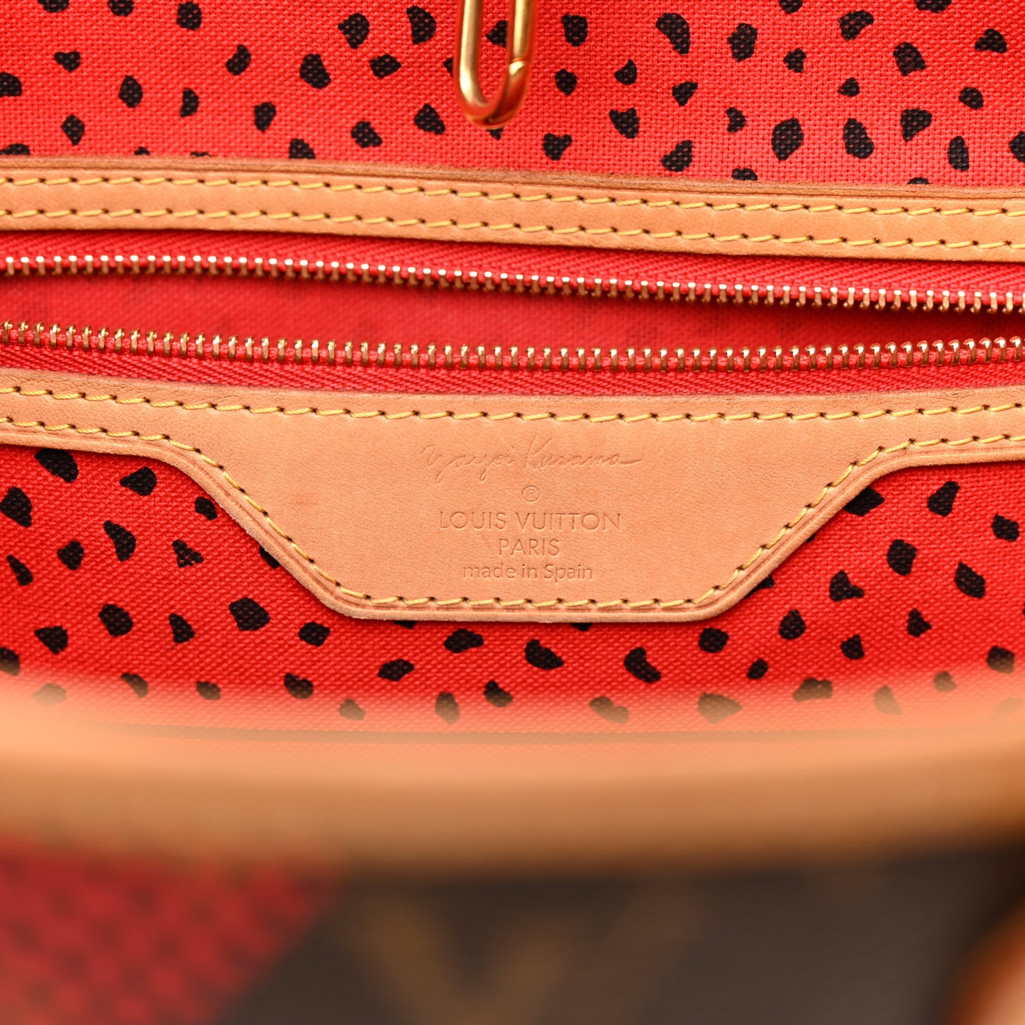 Monogram Kusama Waves Neverfull MM Red
