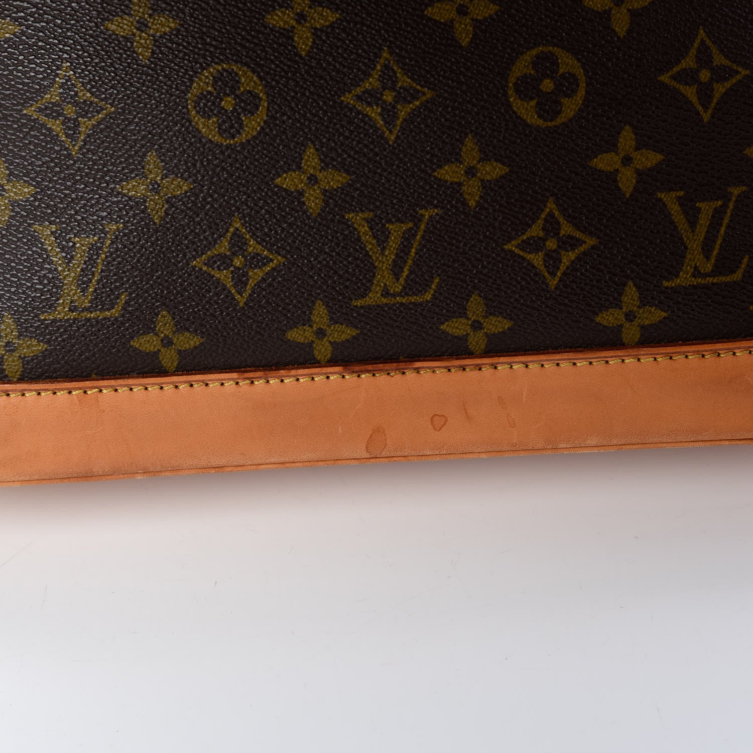 Louis Vuitton Monogram Alma PM 22 of 23