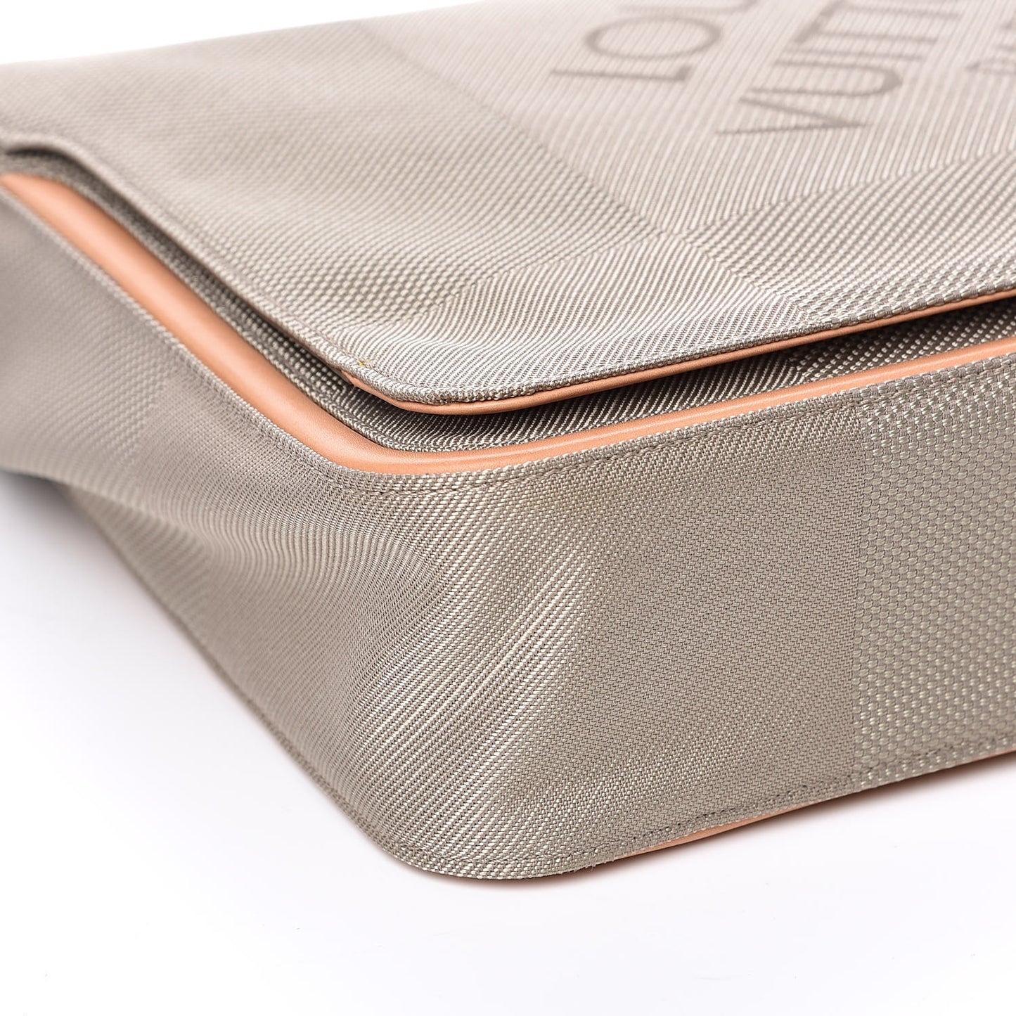 Damier Geant Messenger Bag Sable