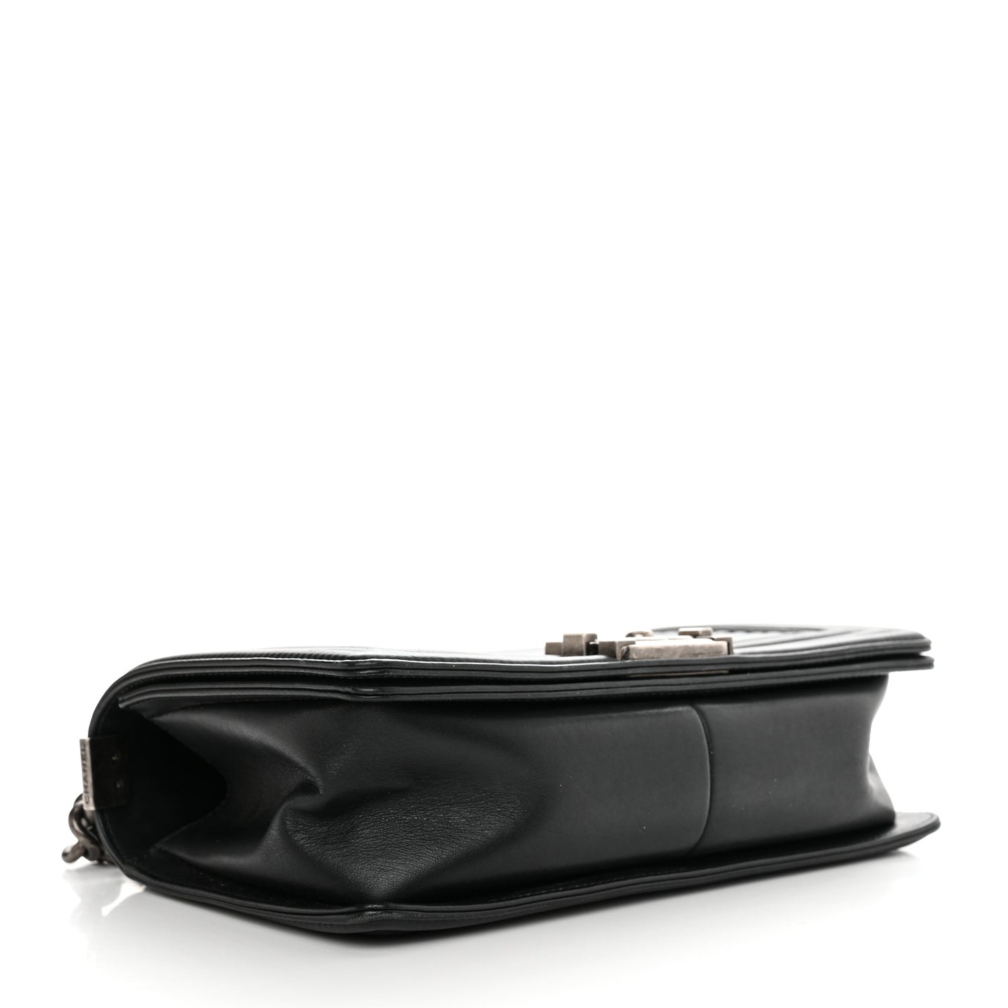 Calfskin Horizontal Quilted New Medium Boy Flap Black