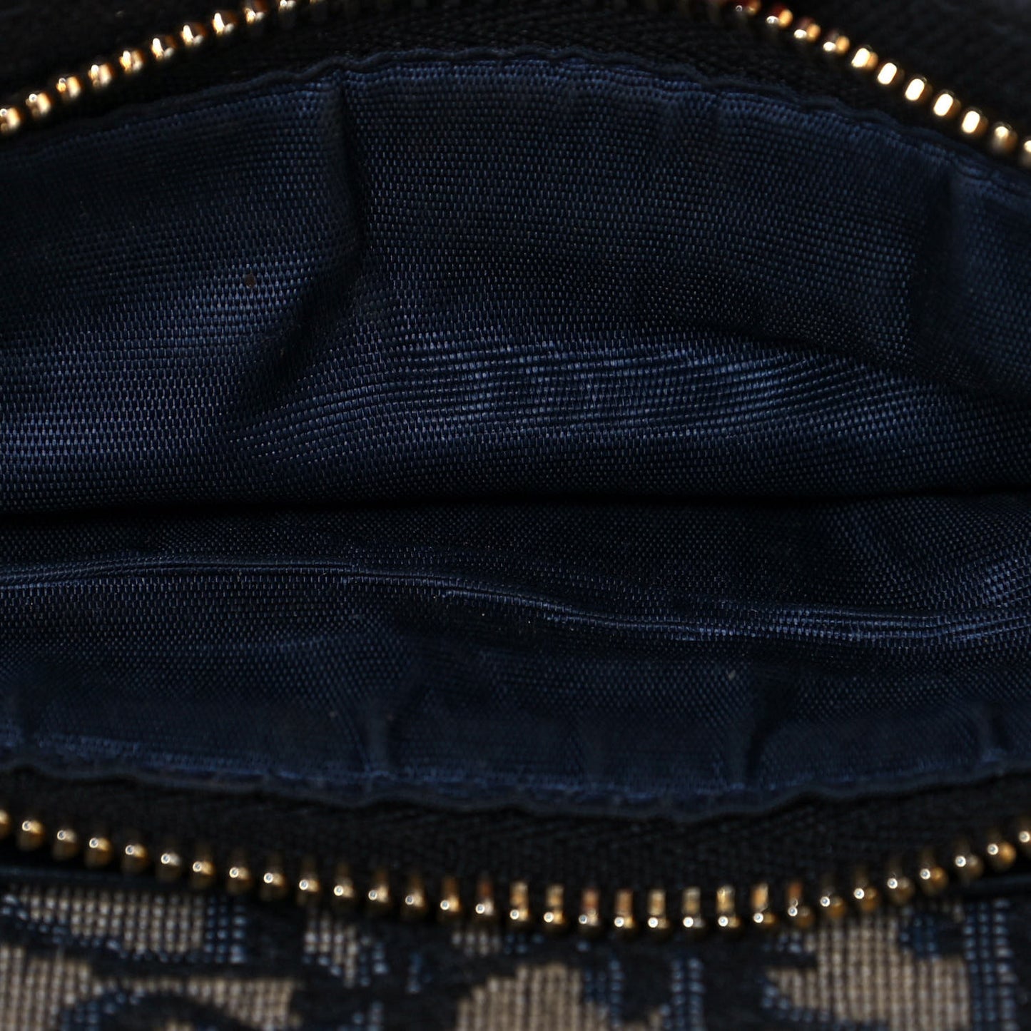 Oblique 30 Montaigne 2-In-1 Pouch Blue