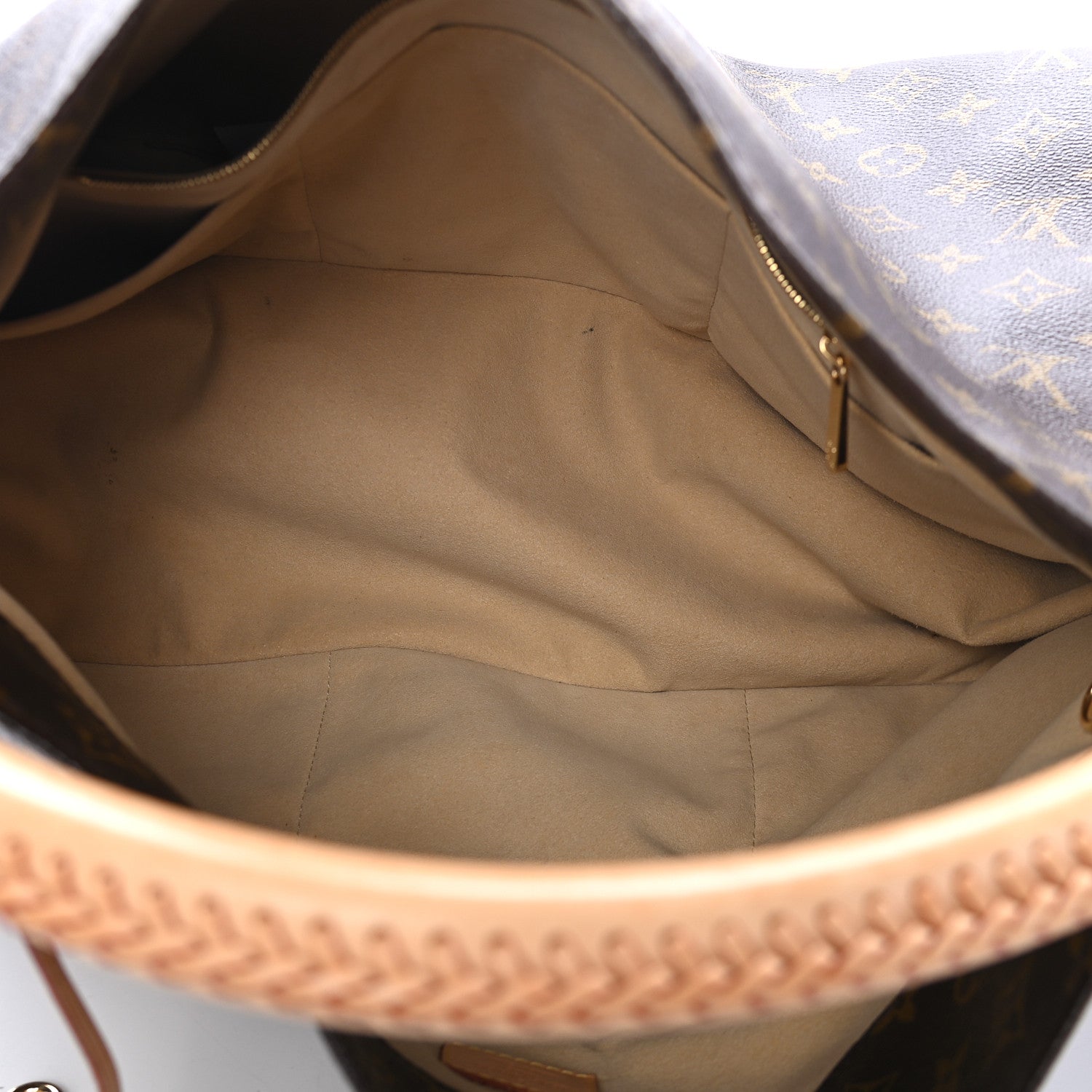 Louis Vuitton Monogram Artsy MM 5 of 9