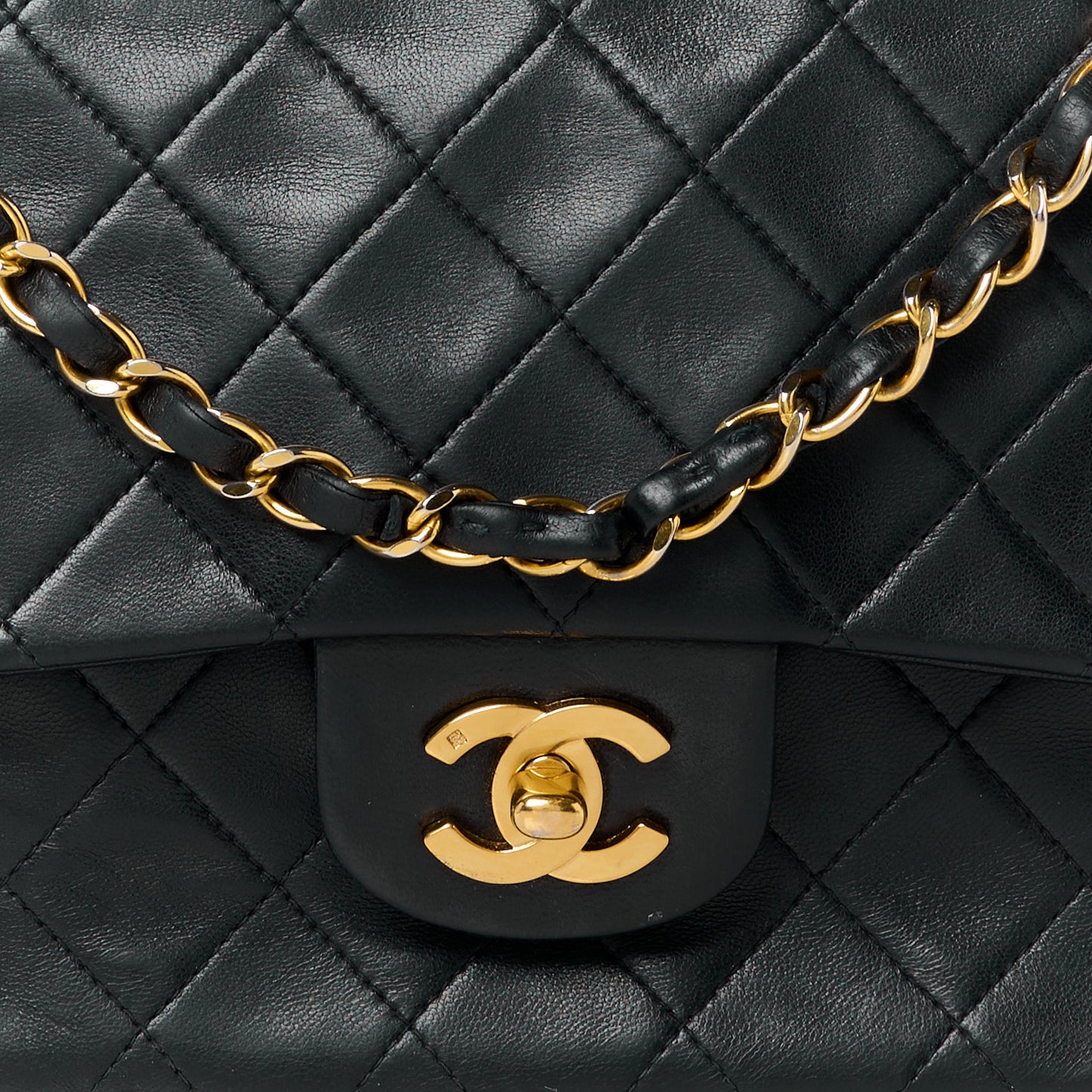 Lambskin Quilted Medium Double Flap Black