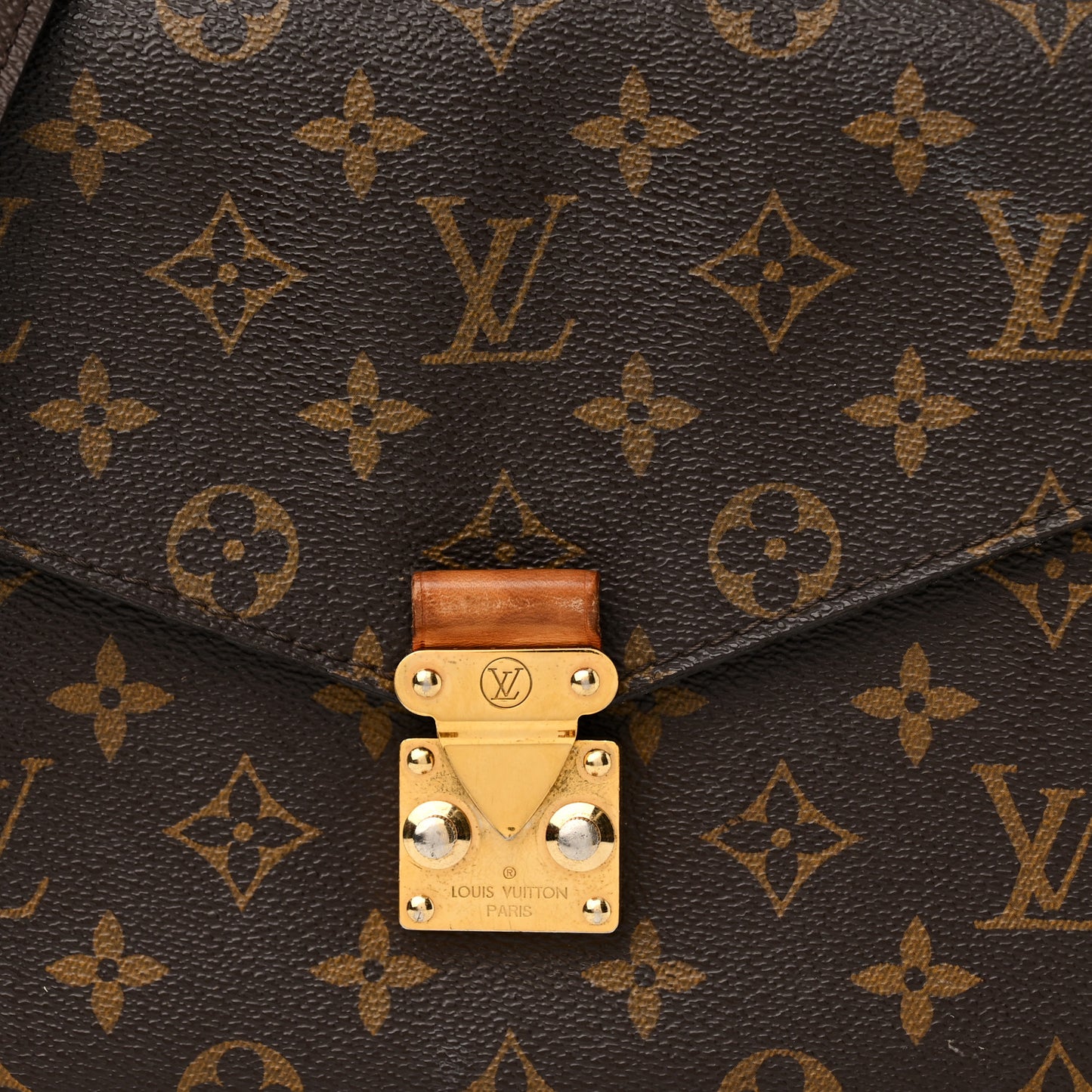 Monogram Pochette Metis