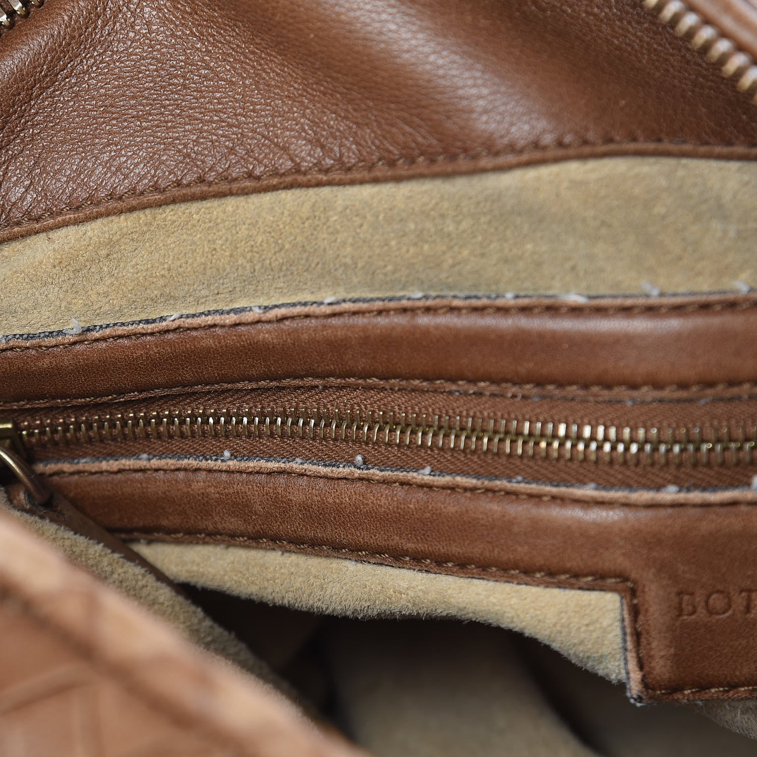 Bottega Veneta Nappa Intrecciato Pyramid Hobo Noce 8 of 11