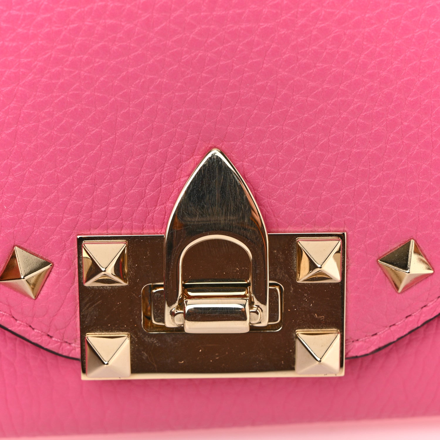 Valentino Garavani Pebbled Calfskin Rockstud Flip Lock Wallet On Chain Feminine Pink 18 of 19